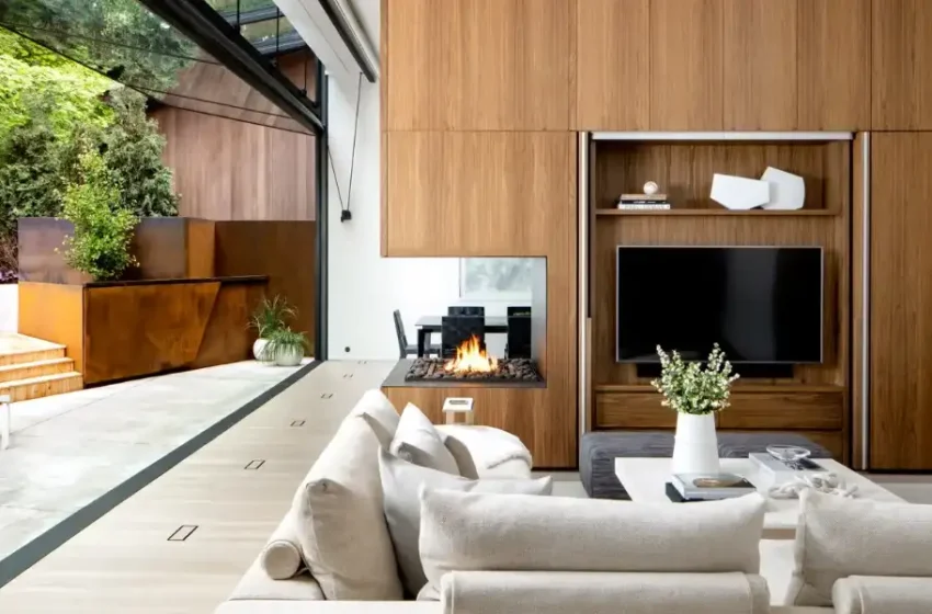  Smart Home Aesthetics: Elevating Interior Design with Technology